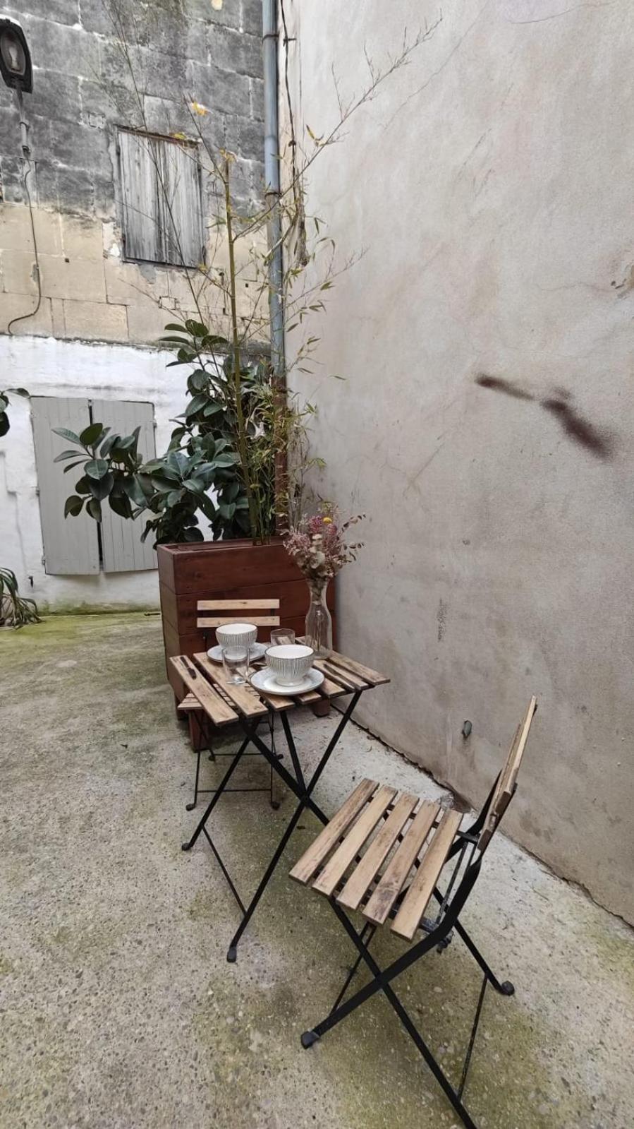 Duplex Centre Historique Arles Apartment Екстериор снимка