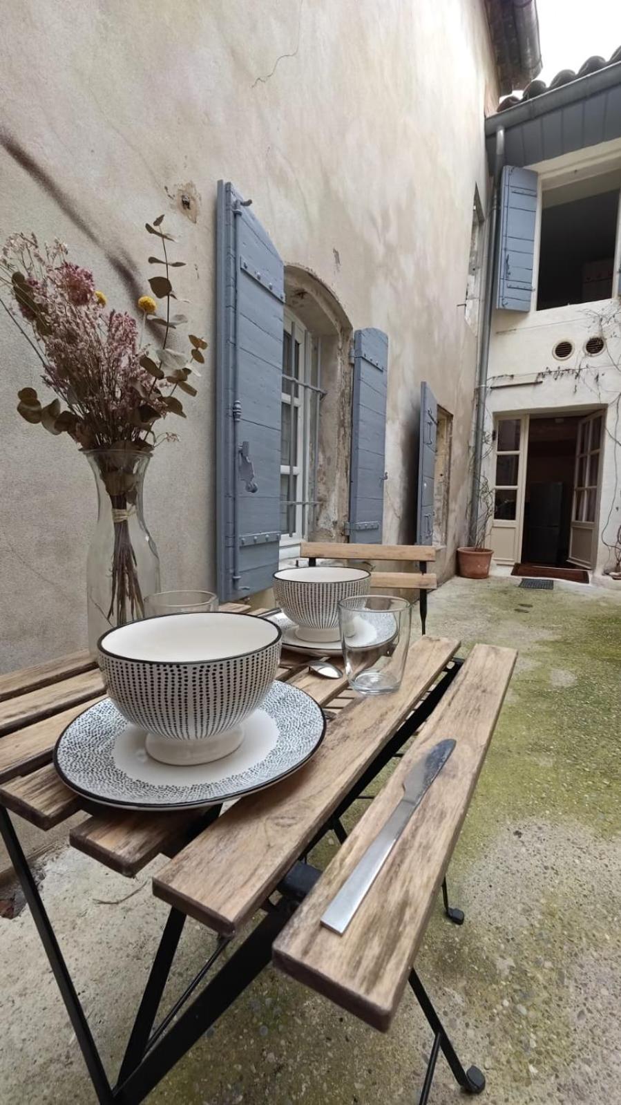 Duplex Centre Historique Arles Apartment Екстериор снимка